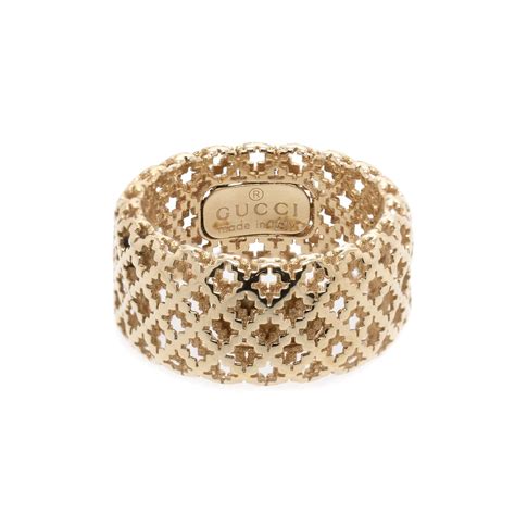 Gucci 18K Diamantissima Band Ring 